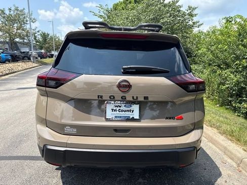 Used 2025 Nissan Rogue SV w/ Rock Creek Premium Package AWD/4WD image 7
