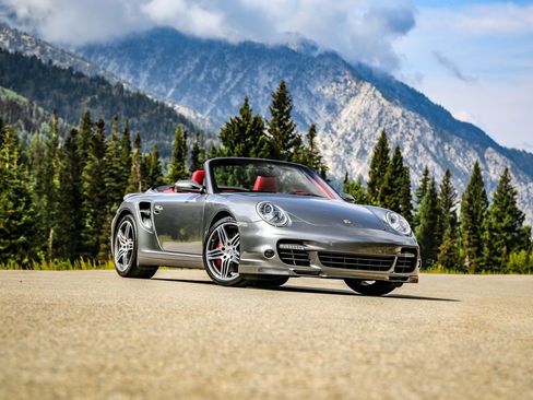 Used 2009 Porsche 911 Turbo image 13