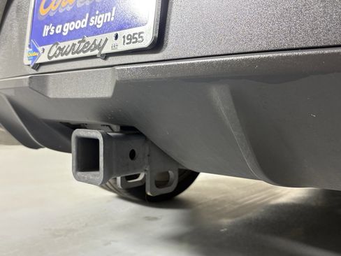 Used 2018 Porsche Macan S image 12