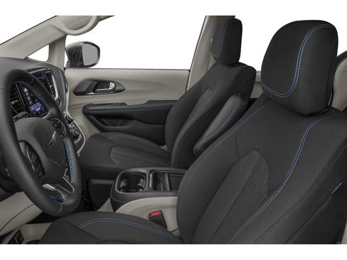 Used 2021 Chrysler Pacifica Limited w/ S Appearance Package AWD/4WD image 6