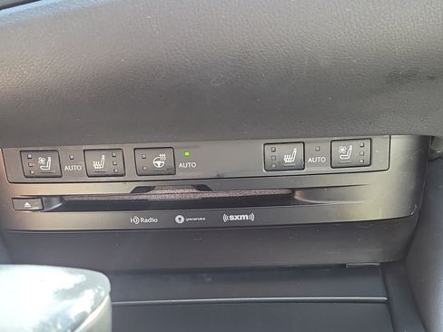 Used 2019 Lexus ES 350 w/ Premium Package FWD image 26
