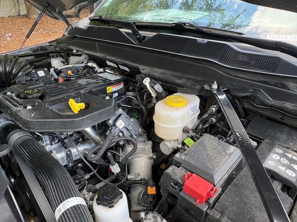 New 2026 RAM 3500 Big Horn AWD/4WD image 13