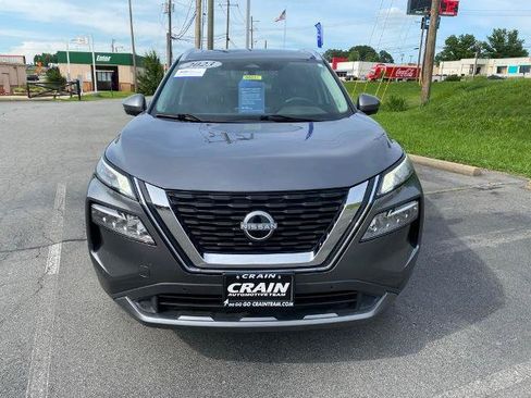 Used 2023 Nissan Rogue SL FWD image 2