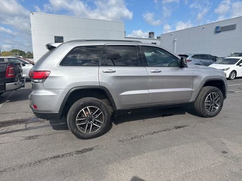 Used 2020 Jeep Grand Cherokee Trailhawk image 4