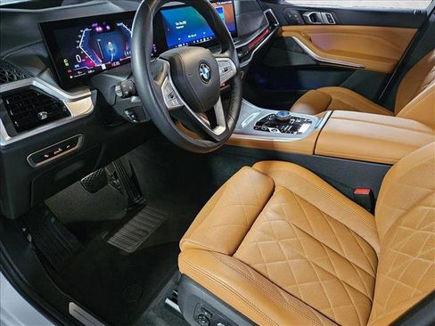 Certified 2024 BMW X7 xDrive40i w/ Executive Package image 10