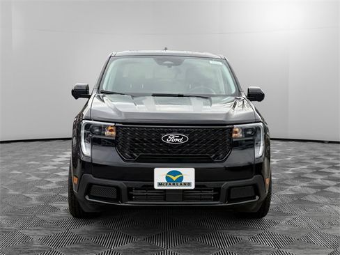 New 2025 Ford Maverick Lariat w/ Black Appearance Package image 8