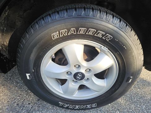 Used 2005 Hyundai Santa Fe GLS FWD image 24
