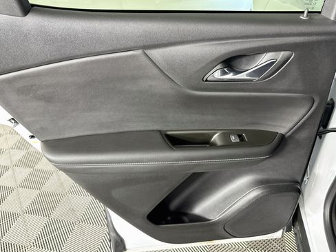 Used 2026 Chevrolet Blazer LT FWD image 24
