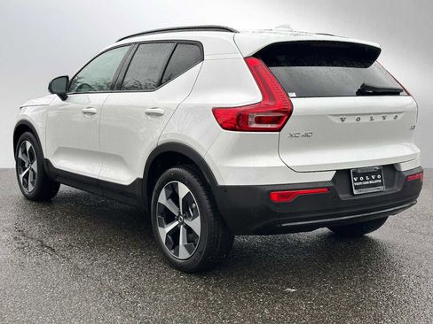 New 2026 Volvo XC40 B5 Plus w/ Protection Package Premier image 5