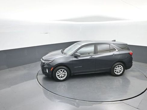 Used 2022 Chevrolet Equinox LT AWD/4WD image 27