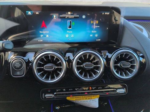 New 2026 Mercedes-Benz GLA 35 AMG 4MATIC image 12