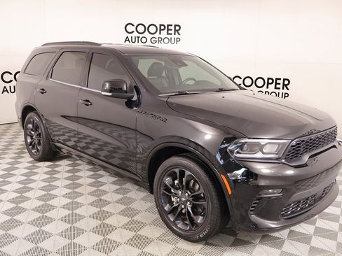 Used 2023 Dodge Durango GT image 1