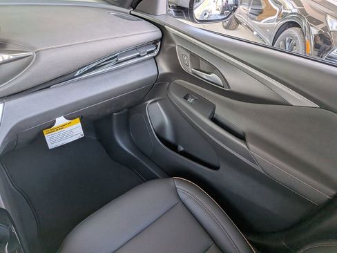 New 2026 Buick Envista Sport Touring FWD image 17