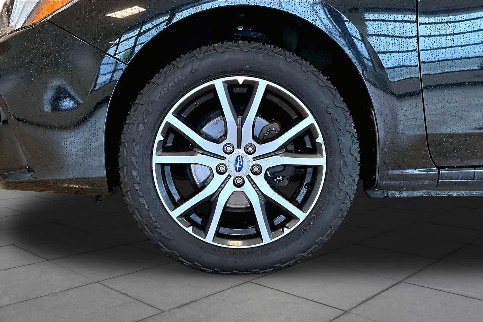 Used 2017 Subaru Impreza 2.0i Limited AWD/4WD image 11
