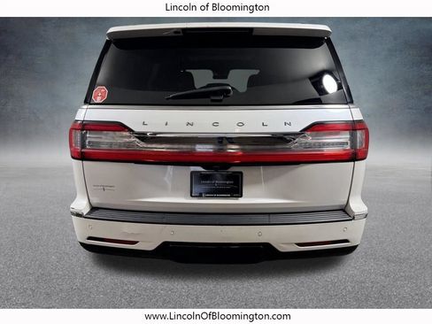 Certified 2019 Lincoln Navigator Reserve AWD/4WD image 5