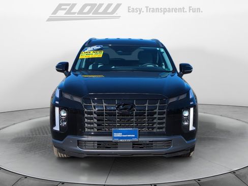 Certified 2025 Hyundai Palisade SEL image 3