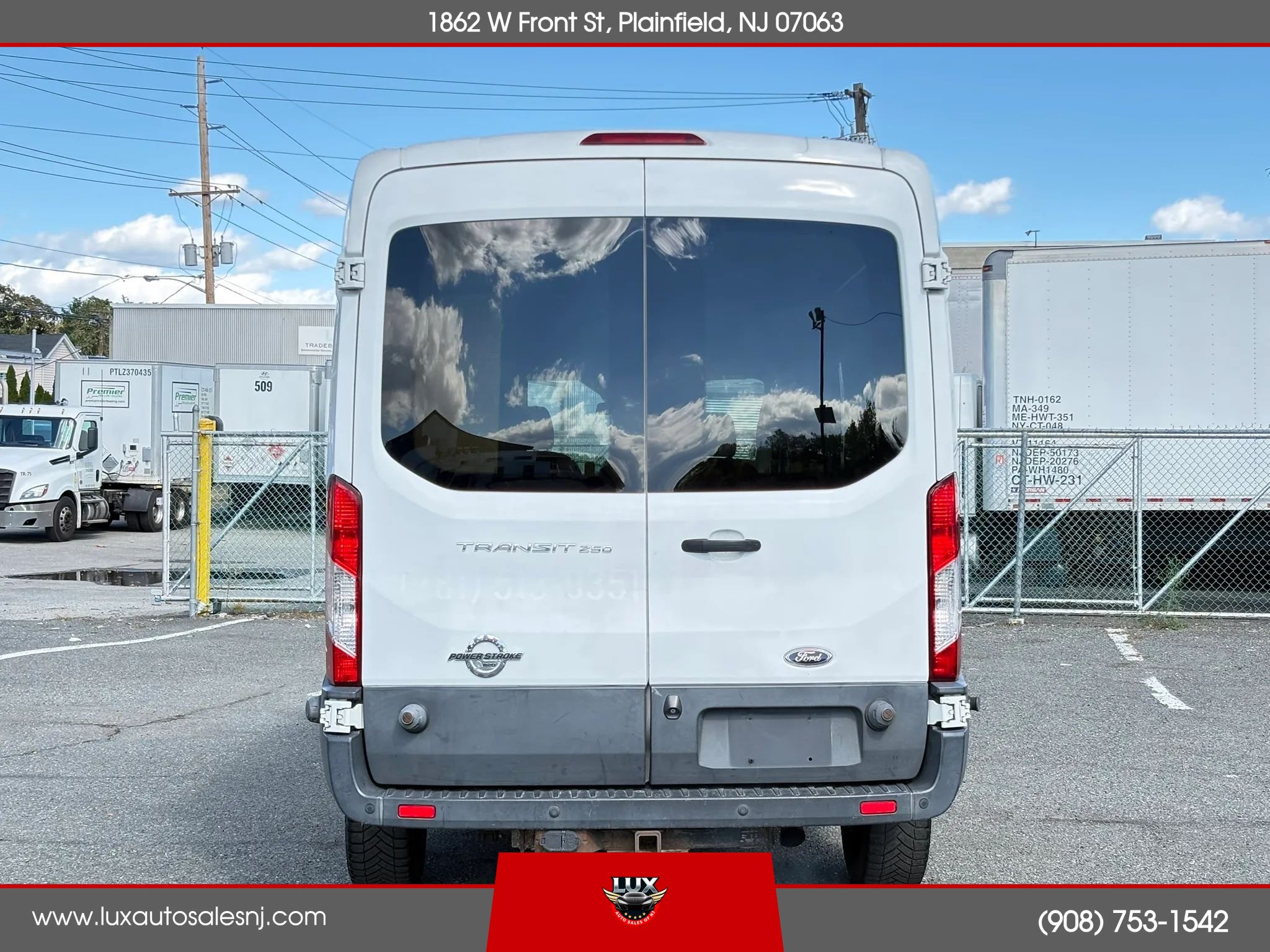 Used 2015 Ford Transit 250 148 Medium Roof RWD image 6