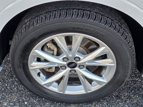 Used 2024 Audi Q3 2.0T Premium image 35