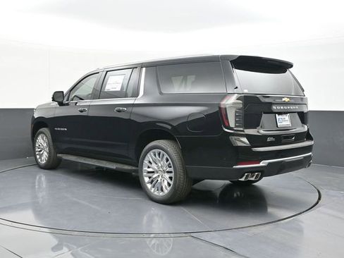 New 2026 Chevrolet Suburban High Country w/ Sun And Tow Package AWD/4WD image 11