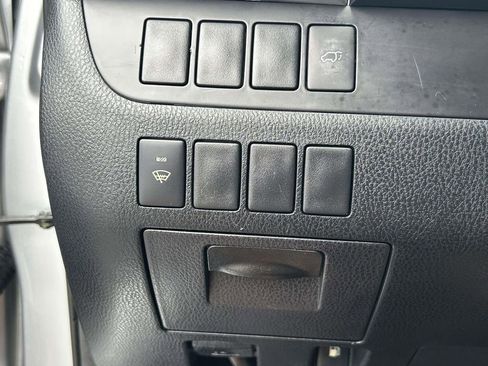 Used 2015 Toyota Highlander XLE image 24