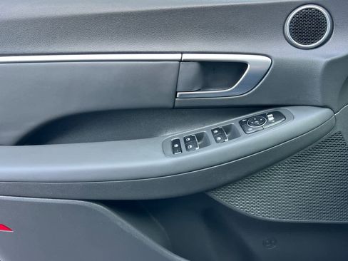 Used 2021 Hyundai Sonata SEL w/ Convenience Package image 13