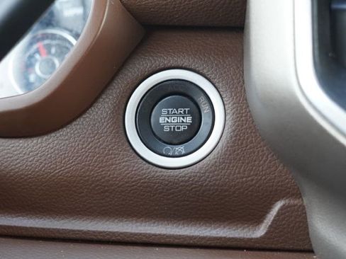 Used 2020 RAM 3500 Laramie image 30