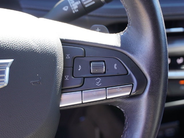 Used 2025 Cadillac XT4 Premium Luxury FWD image 43