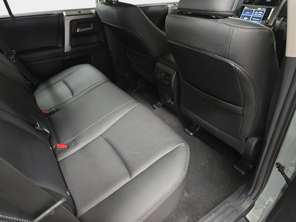 Used 2022 Toyota 4Runner TRD Sport w/ Technology Package AWD/4WD image 16