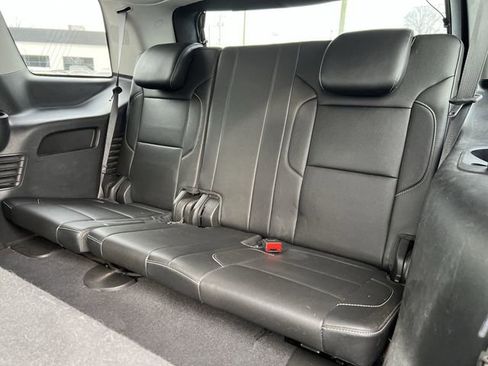 Used 2019 GMC Yukon SLT w/ Open Road Package image 23