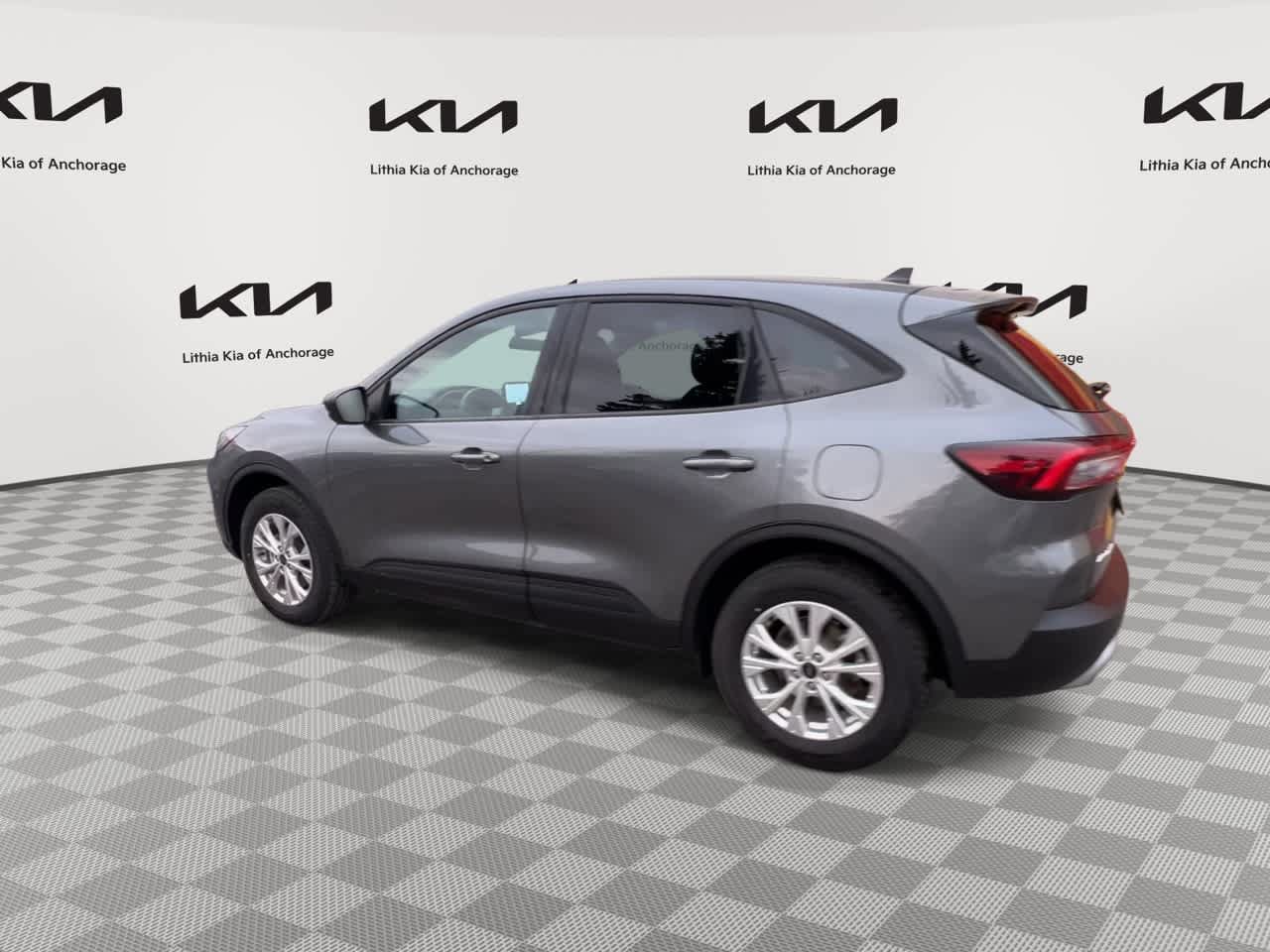 Used 2025 Ford Escape Active AWD/4WD image 7