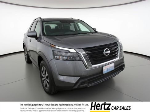 Used 2025 Nissan Pathfinder SV AWD/4WD image 1