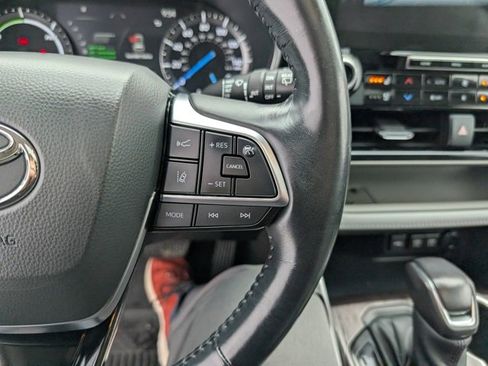 Used 2021 Toyota Highlander Limited image 13