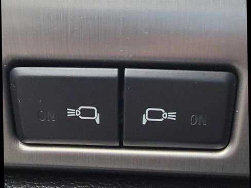 Used 2019 Ford F250 Platinum w/ Platinum Ultimate Package AWD/4WD image 21