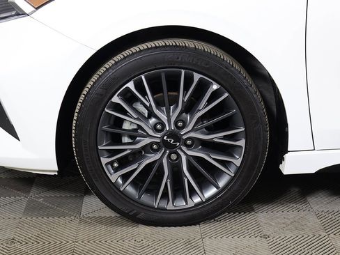 Used 2024 Kia Forte GT-Line image 20