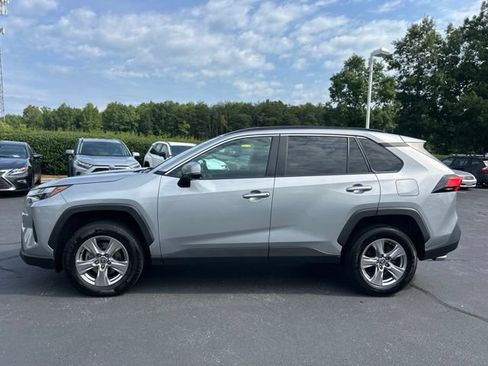 Used 2024 Toyota RAV4 XLE FWD image 12