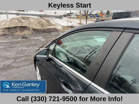 Used 2018 Chevrolet Cruze LT w/ Convenience Package image 24