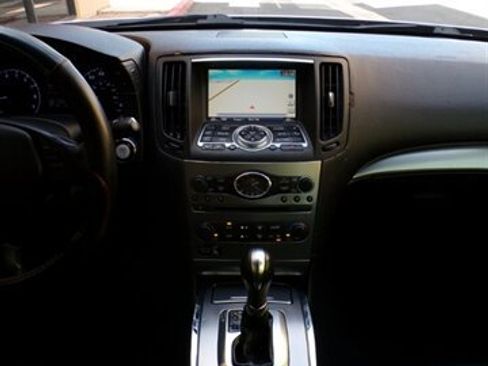 Used 2012 INFINITI G37 Journey w/ Premium Pkg RWD image 35