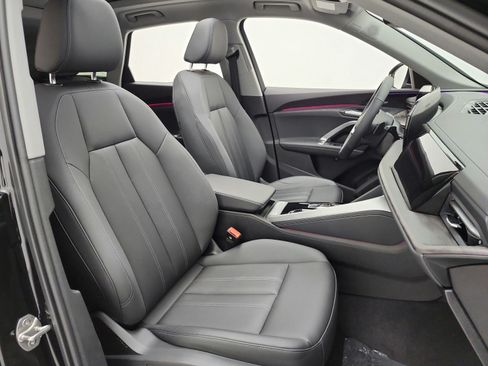Used 2025 Audi Q5 Premium Plus w/ Premium Plus AWD/4WD image 20