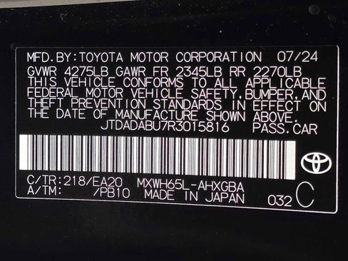 Certified 2024 Toyota Prius XLE AWD/4WD image 30