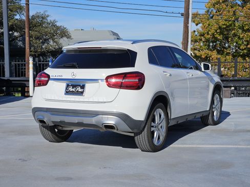 Used 2019 Mercedes-Benz GLA 250 image 8