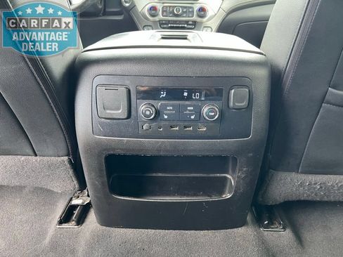 Used 2020 GMC Yukon SLT w/ Premium Edition AWD/4WD image 22