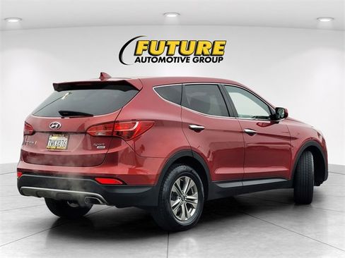 Used 2016 Hyundai Santa Fe Sport image 4