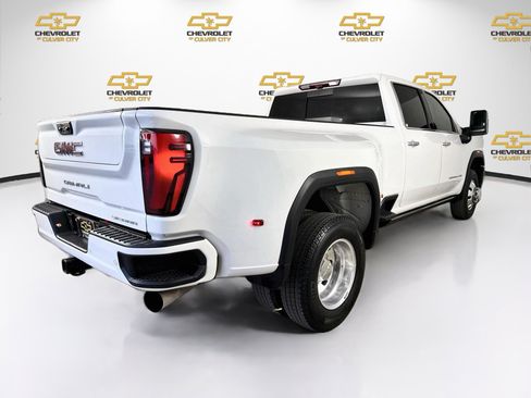 Used 2024 GMC Sierra 3500 Denali w/ Denali Reserve Package AWD/4WD image 8