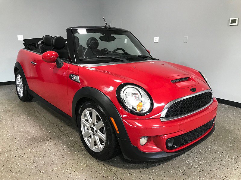 Used 2014 MINI Cooper S FWD image 2