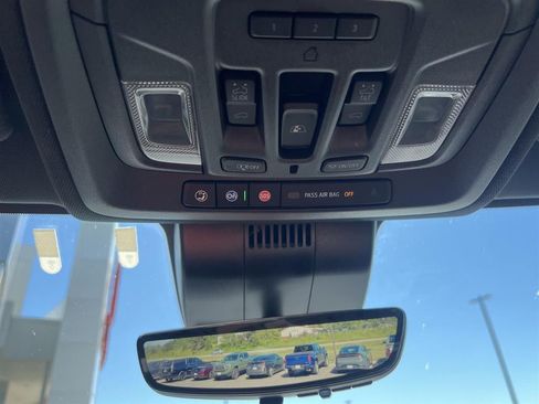 Used 2024 GMC Sierra 1500 AT4 w/ Technology Package AWD/4WD image 29