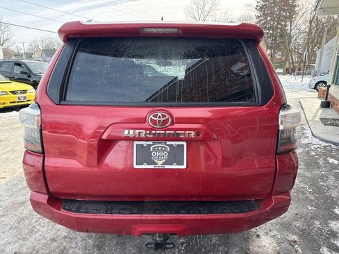 Used 2017 Toyota 4Runner SR5 image 6