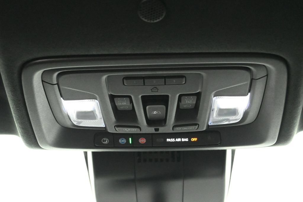 Used 2024 GMC Sierra 1500 AT4X AWD/4WD image 24