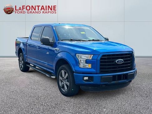 Used 2015 Ford F150 XLT w/ Equipment Group 302A Luxury AWD/4WD image 3