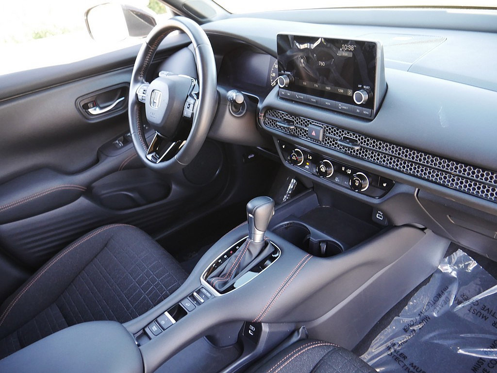 Used 2024 Honda HR-V Sport image 50