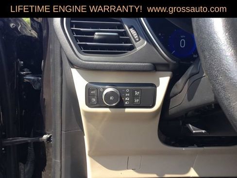 Used 2021 Ford Escape Titanium AWD/4WD image 11